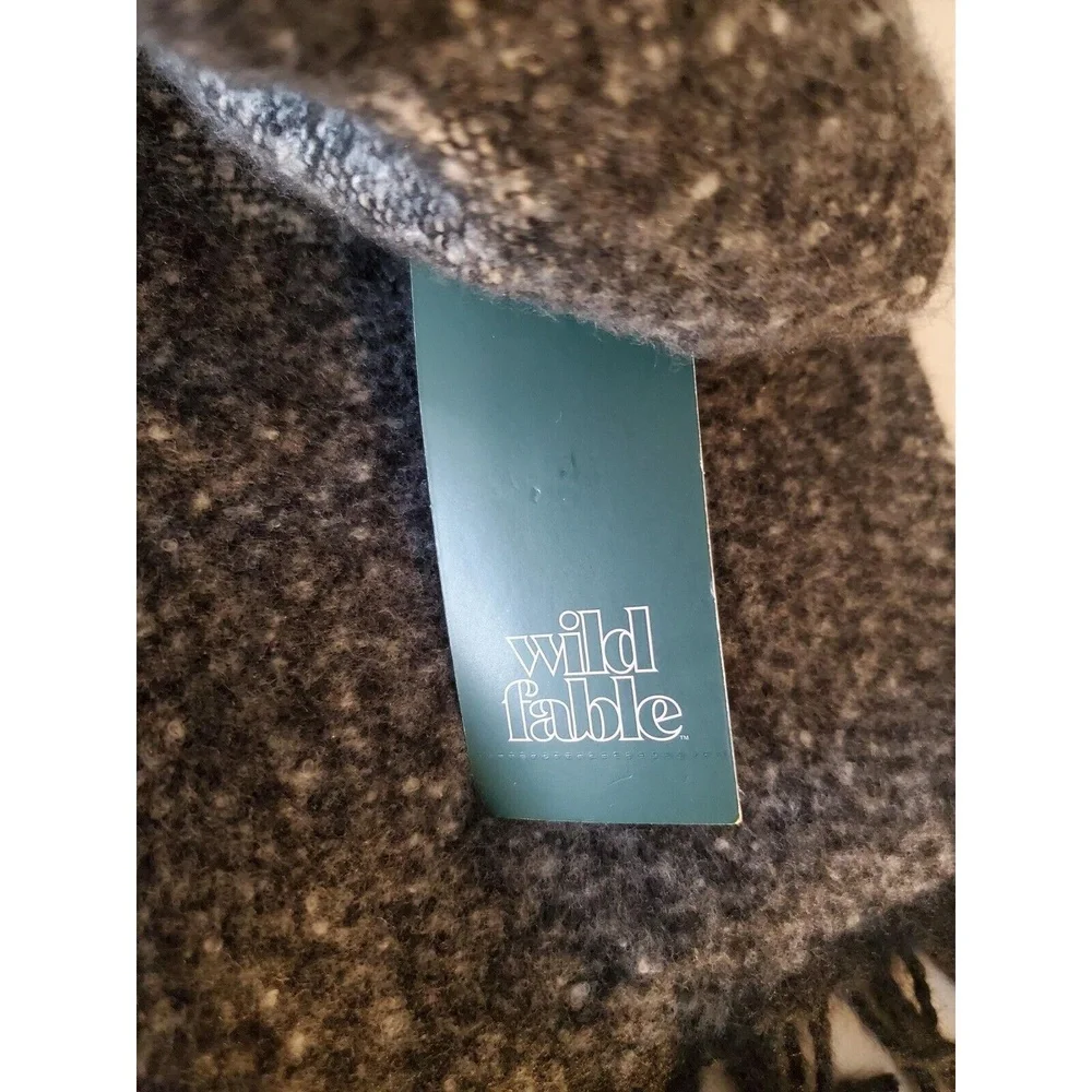 Wild Fable Women's Solid Blanket Scarf One Size Black/Gray Approx. 15